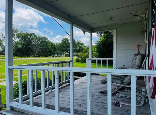 Exterior, Sun Room