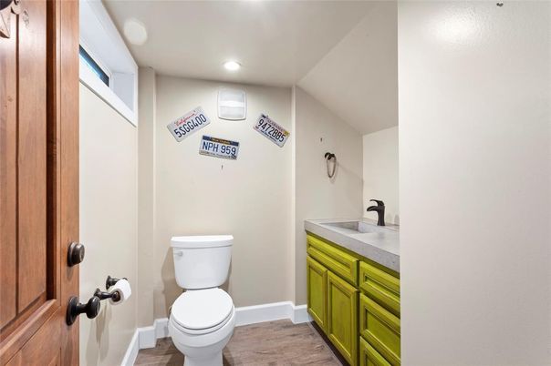 Bathroom, Interior, Recessed Lighting, Wood Texture Flooring