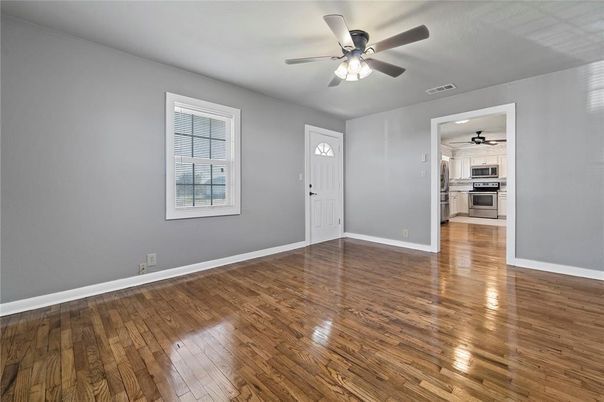 Empty room, Interior, Kitchen, Wood Texture Flooring