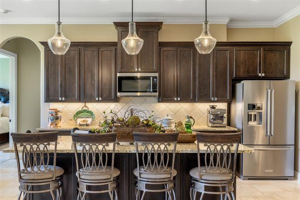 Interior, Kitchen, Pendant Lights, Stainless Steel Appliances