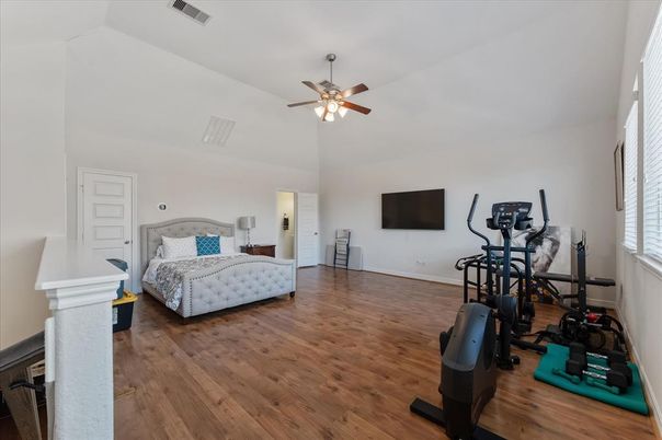 Bedroom, Fitness Equipment, Interior, Wood Texture Flooring