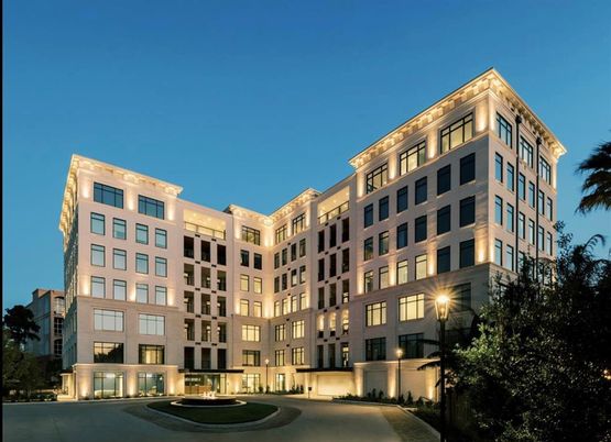 Exterior, Facade, Chicago School