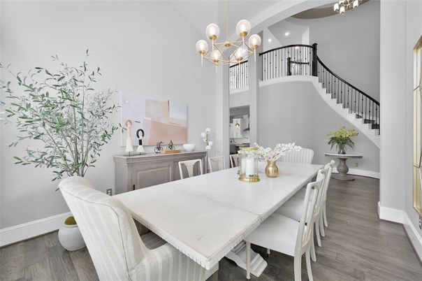 Chandelier, Dining room, Interior, Pendant Lights, Recessed Lighting, Wood Texture Flooring