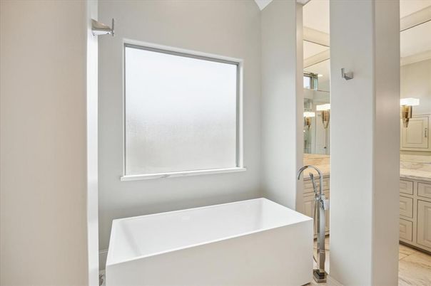 Bathroom, Free Standing Baths, Interior