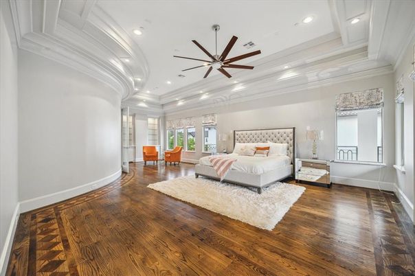 Bedroom, Interior, Recessed Lighting, Wood Texture Flooring