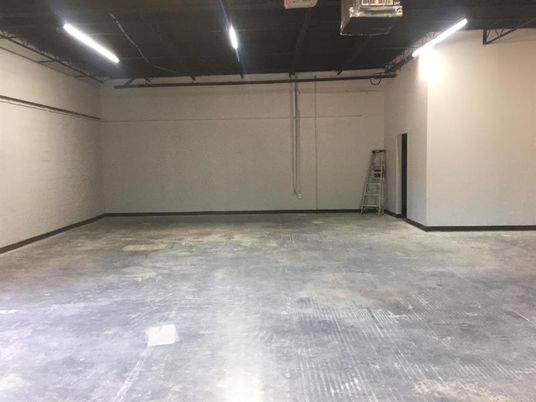 Garage, Interior