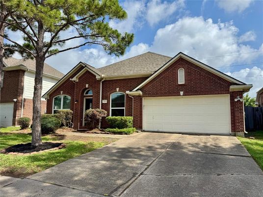 Attached, Exterior, Facade, Brick Facade, Brick Traditional