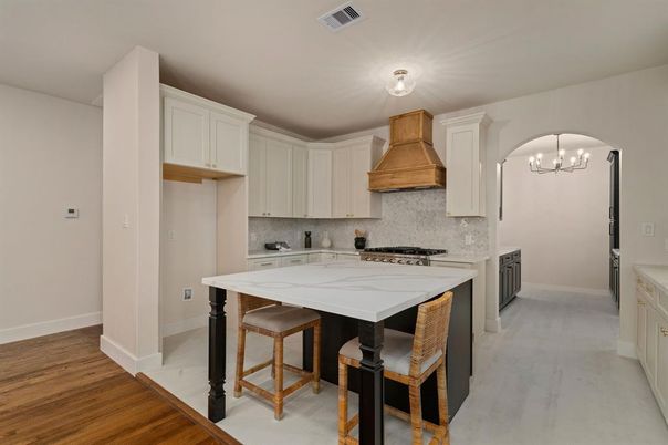 Chandelier, Interior, Kitchen, Wood Texture Flooring