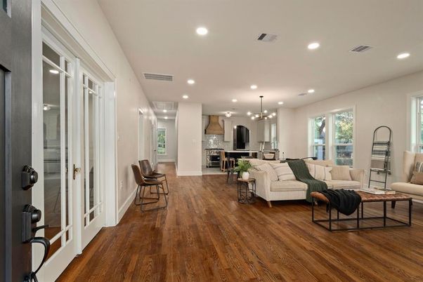 Dining room, Interior, Kitchen, Living room, Pendant Lights, Recessed Lighting, Wood Texture Flooring