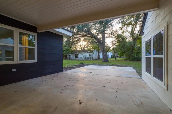 Backyard, Exterior