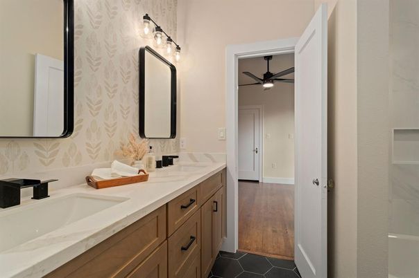 Bathroom, Dual Sink Vanities, Interior, Wood Texture Flooring
