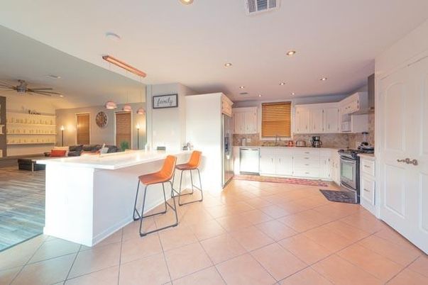 Interior, Kitchen, Pendant Lights, Recessed Lighting, Stainless Steel Appliances