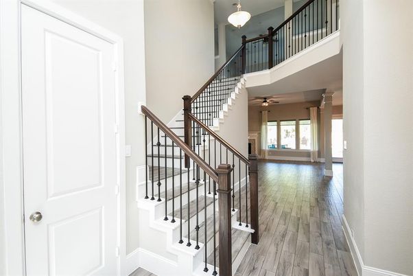 Interior, Pendant Lights, Wood Texture Flooring