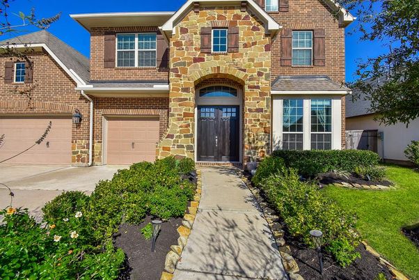 Attached, Exterior, Facade, Brick Facade, Brick Traditional