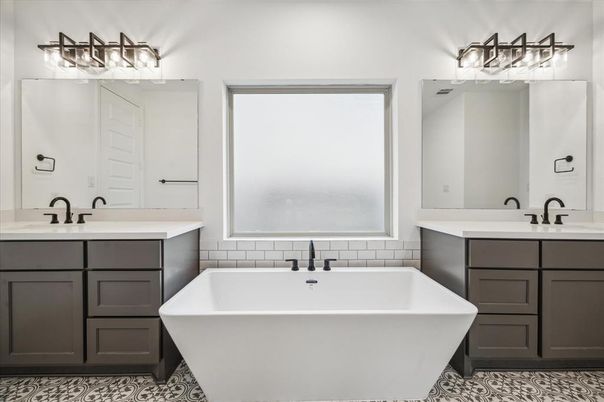 Bathroom, Dual Sink Vanities, Free Standing Baths, Interior