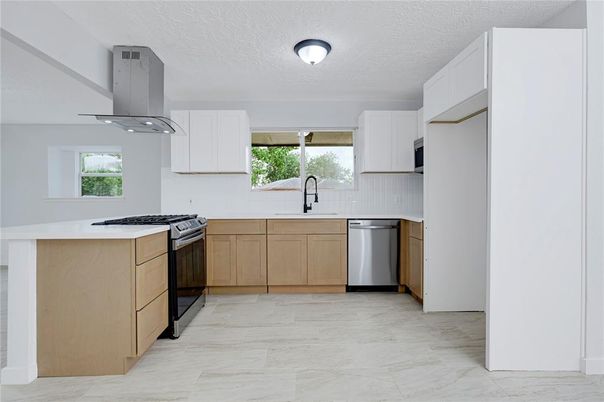Interior, Kitchen, Marble, Stainless Steel Appliances