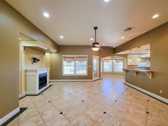 Empty room, Fireplace, Interior, Pendant Lights, Recessed Lighting