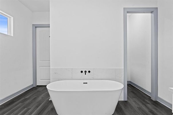 Bathroom, Free Standing Baths, Interior, Wood Texture Flooring