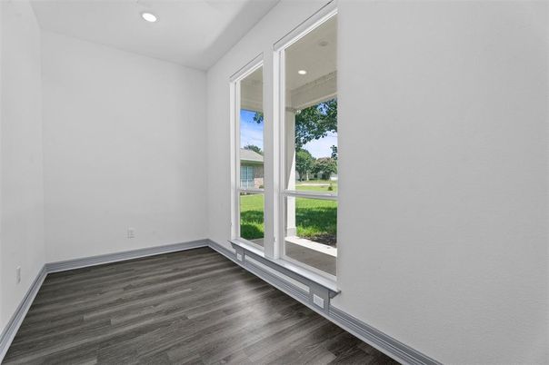 Empty room, Interior, Recessed Lighting, Wood Texture Flooring