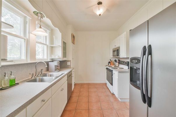 Interior, Kitchen, Pendant Lights