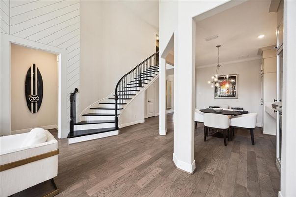 Chandelier, Dining room, Interior, Pendant Lights, Recessed Lighting, Wood Texture Flooring