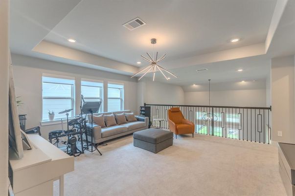 Interior, Living room, Pendant Lights, Recessed Lighting