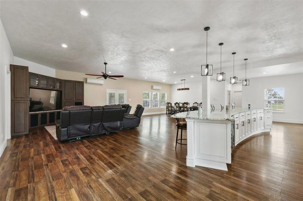 Dining room, Interior, Kitchen, Living room, Pendant Lights, Recessed Lighting, Wood Texture Flooring