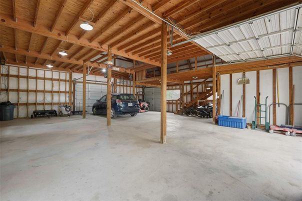 Garage, Interior, Wooden Beams, Wooden Ceilings
