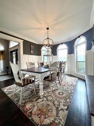 Chandelier, Dining room, Interior, Wood Texture Flooring