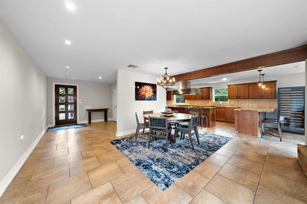Chandelier, Dining room, Interior, Kitchen, Pendant Lights, Recessed Lighting