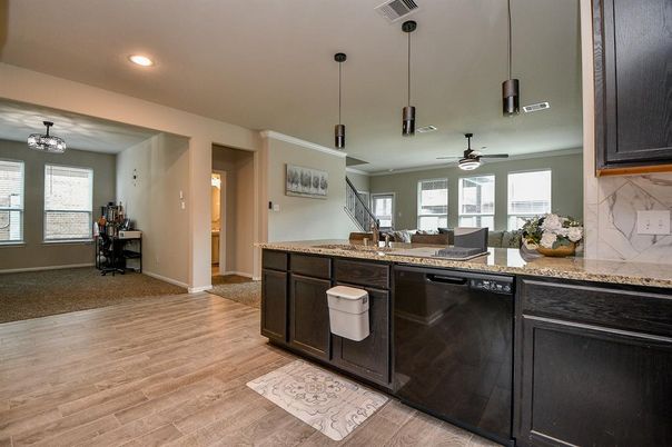 Dining room, Interior, Kitchen, Pendant Lights, Recessed Lighting, Wood Texture Flooring