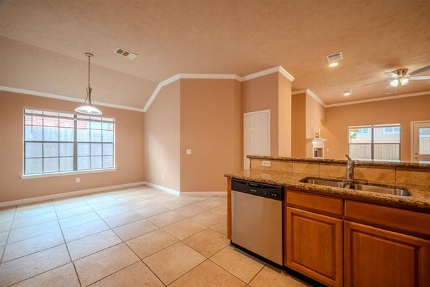 Interior, Kitchen, Pendant Lights, Recessed Lighting