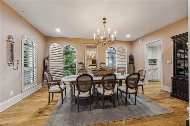 Chandelier, Dining room, Interior, Recessed Lighting, Wood Texture Flooring