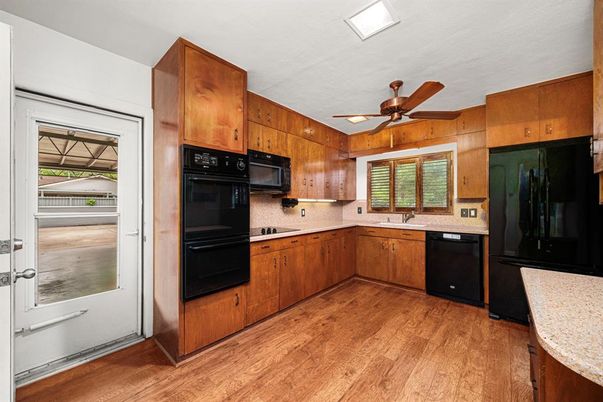 Interior, Kitchen, Wood Texture Flooring, Wooden Walls