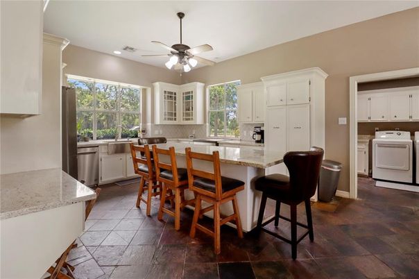 Interior, Kitchen, Recessed Lighting, Washer