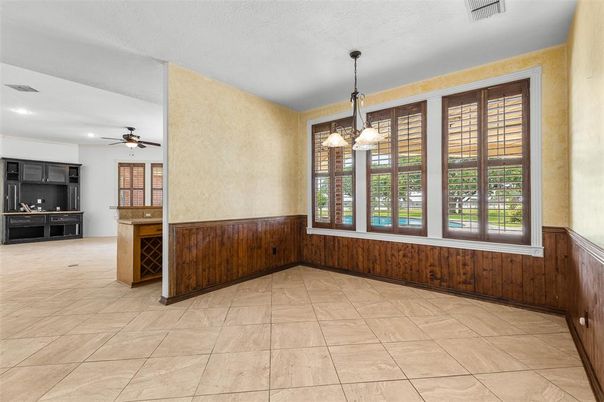 Empty room, Interior, Pendant Lights, Recessed Lighting