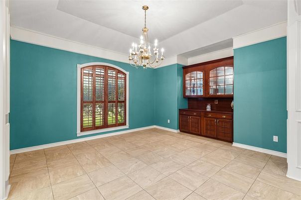 Chandelier, Empty room, Interior