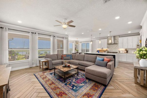 Interior, Kitchen, Living room, Pendant Lights, Recessed Lighting, Wood Texture Flooring