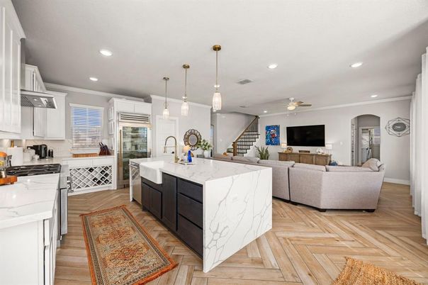 Interior, Kitchen, Living room, Pendant Lights, Recessed Lighting, Wood Texture Flooring