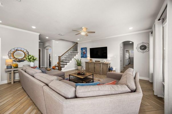 Interior, Living room, Recessed Lighting, Wood Texture Flooring
