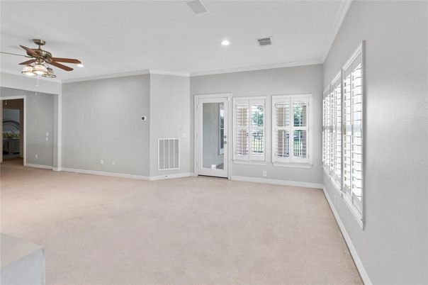 Empty room, Interior, Recessed Lighting