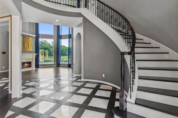 Fireplace, Interior, Recessed Lighting