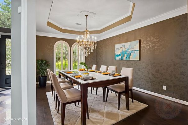 Chandelier, Dining room, Interior