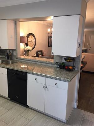 Chandelier, Interior, Kitchen, Wood Texture Flooring