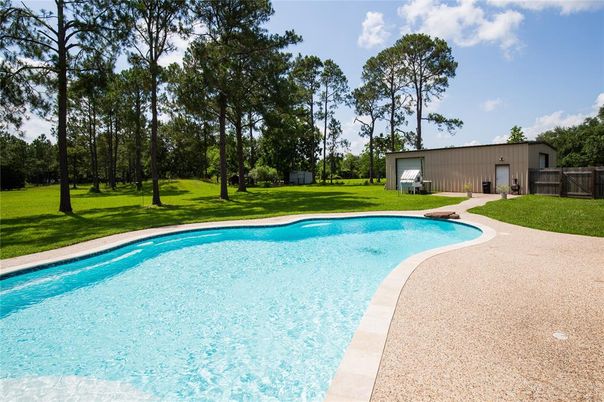 Backyard, Exterior, Pool