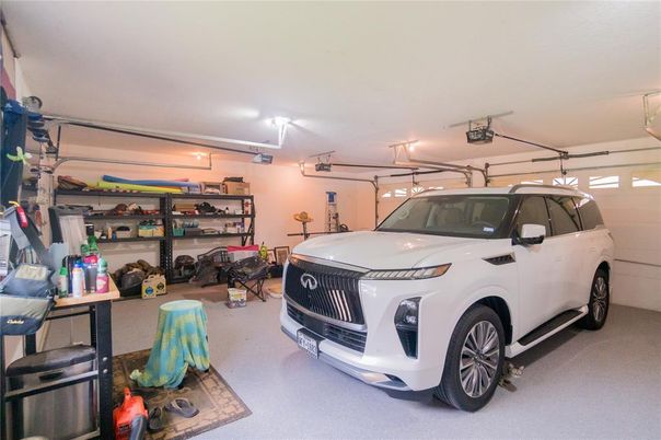 Garage, Interior