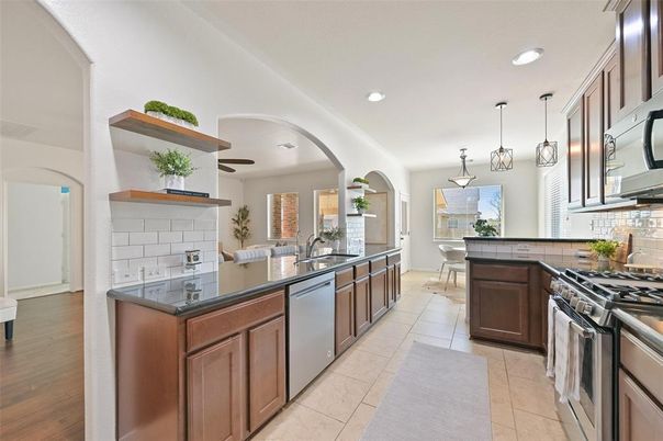 Dining room, Interior, Kitchen, Pendant Lights, Recessed Lighting, Stainless Steel Appliances