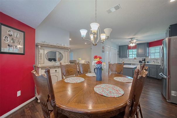Chandelier, Dining room, Interior, Kitchen, Recessed Lighting, Wood Texture Flooring