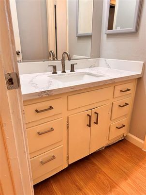 Bathroom, Dual Sink Vanities, Interior, Wood Texture Flooring