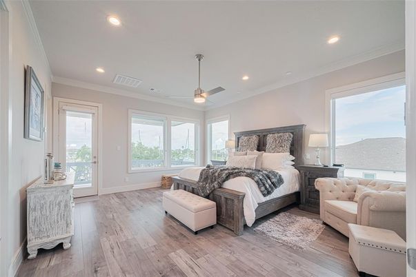 Bedroom, Interior, Recessed Lighting, Wood Texture Flooring